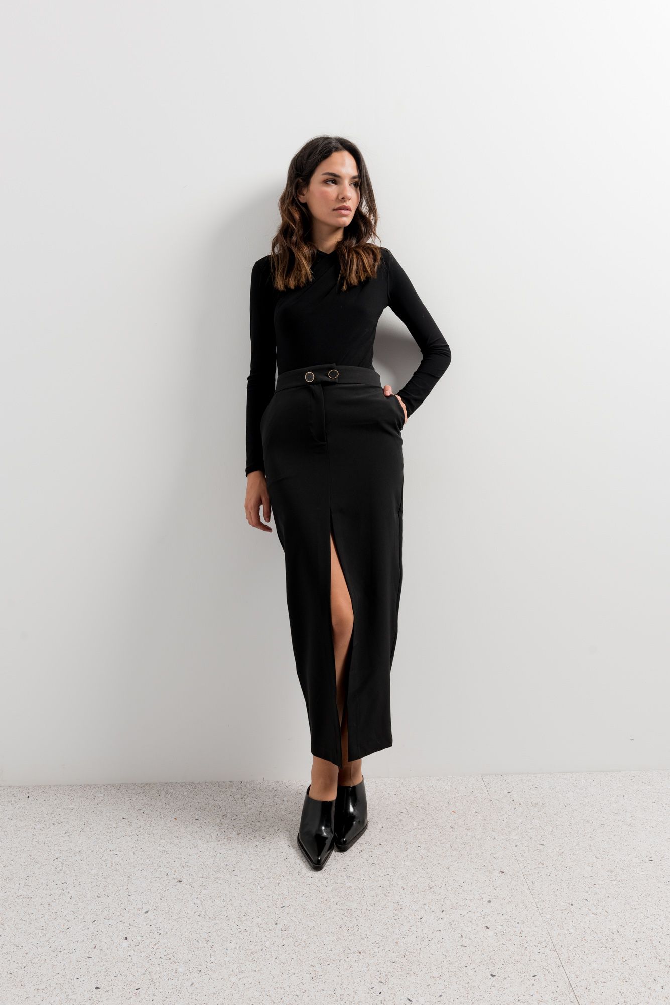 FALDA MIDI BOTONES