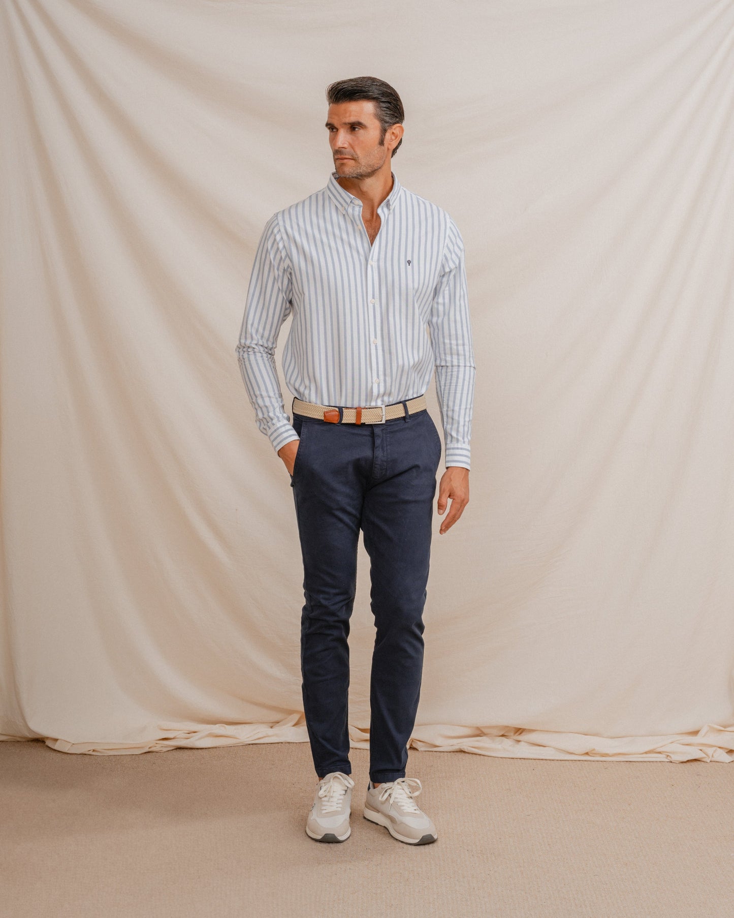 CAMISA OXFORD RAYA DIPLOMÁTICA CELESTE