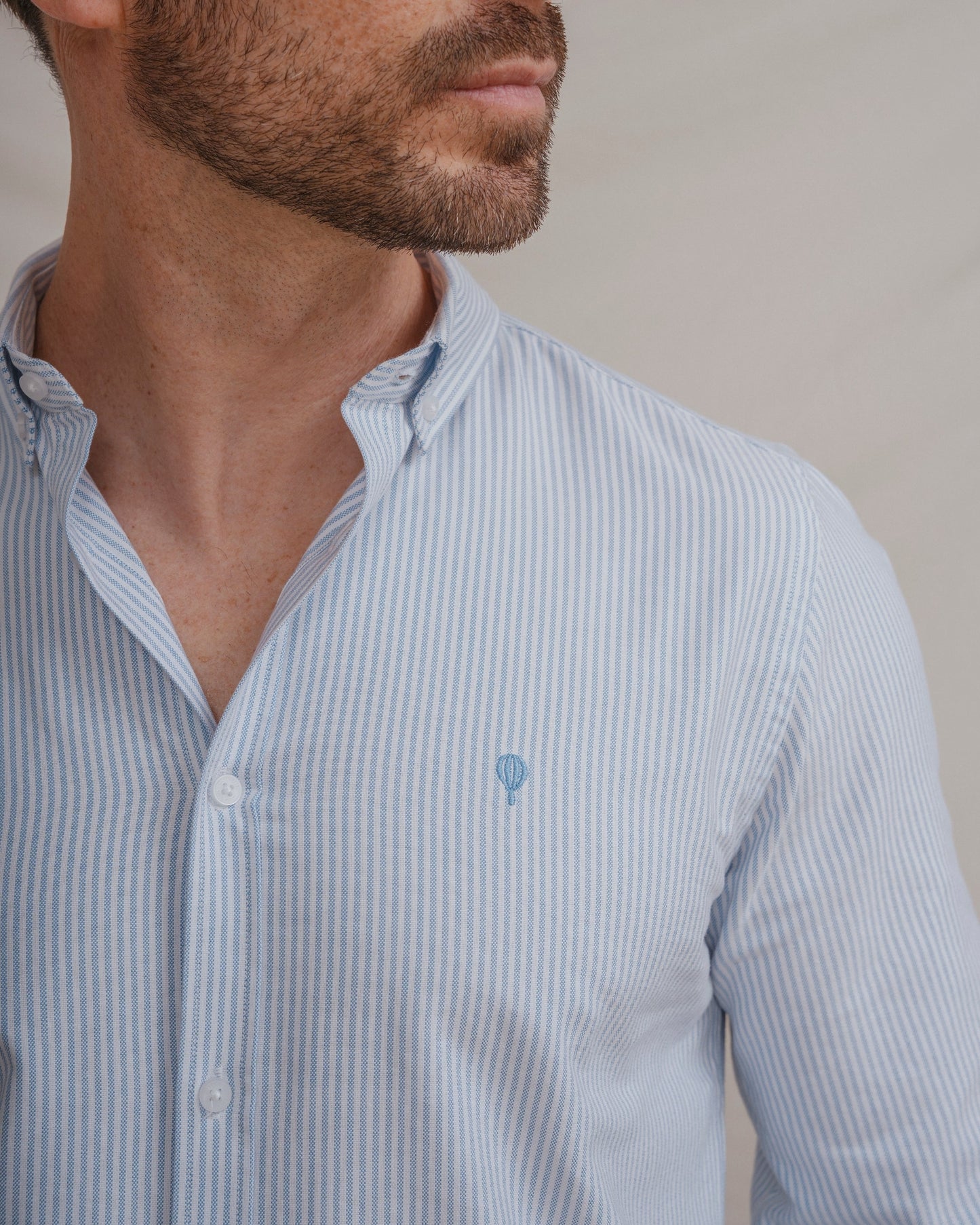 CAMISA OXFORD RAYA CELESTE
