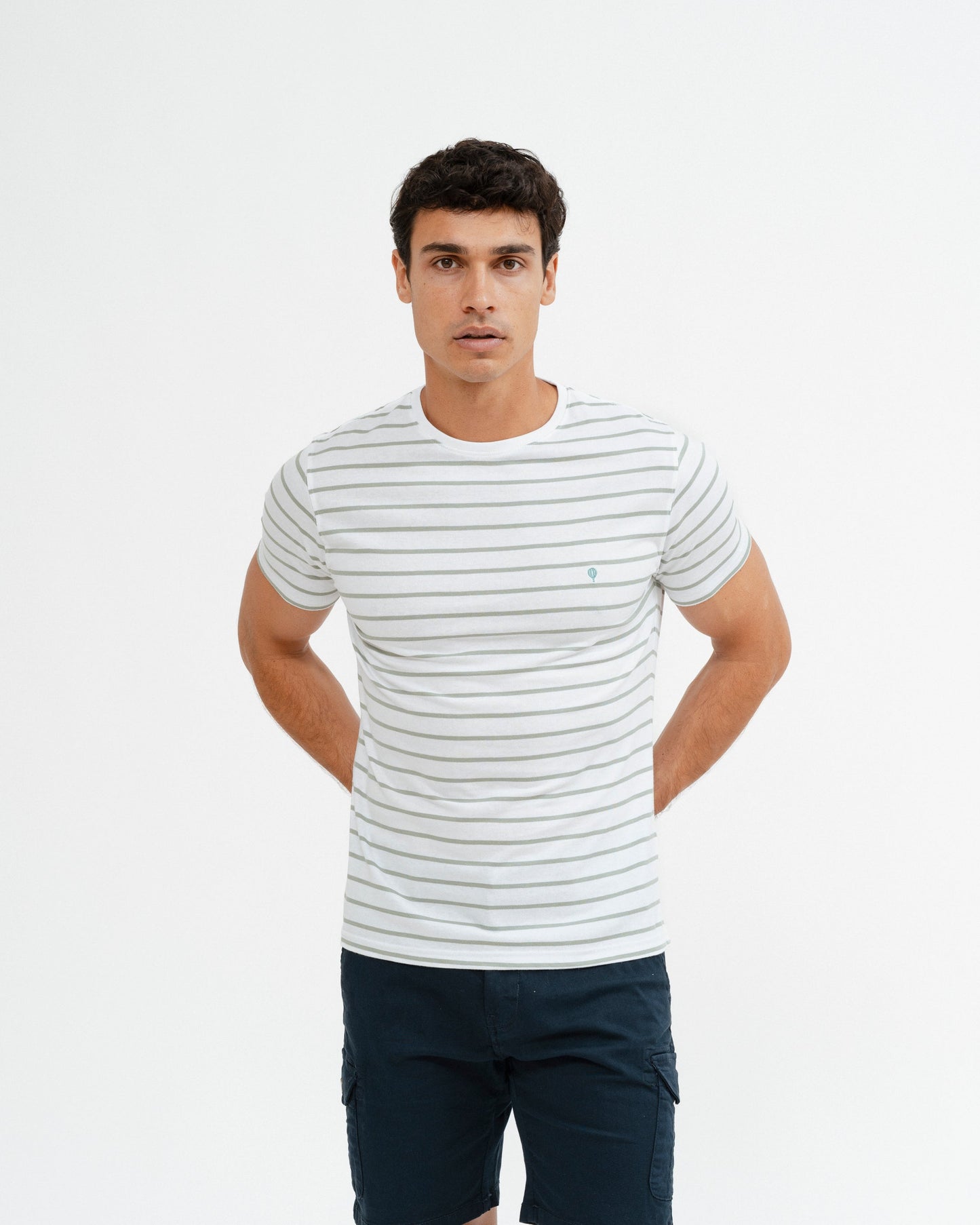 CAMISETA RAYA TEJIDA VERDE