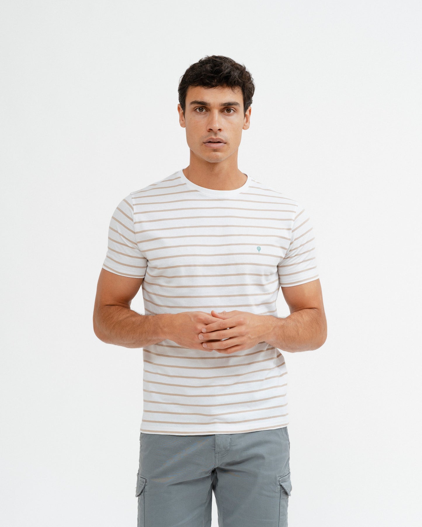 CAMISETA RAYA TEJIDA BEIGE