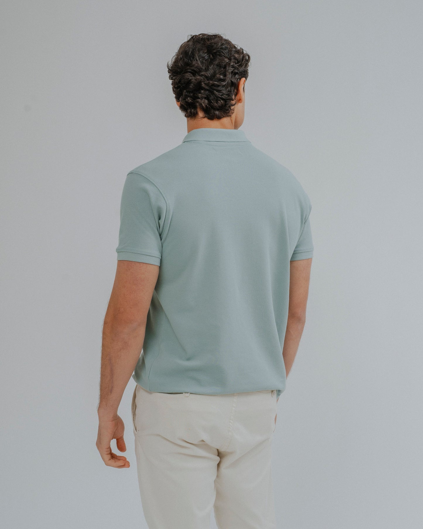 POLO BÁSICO REGULAR FIT VERDE