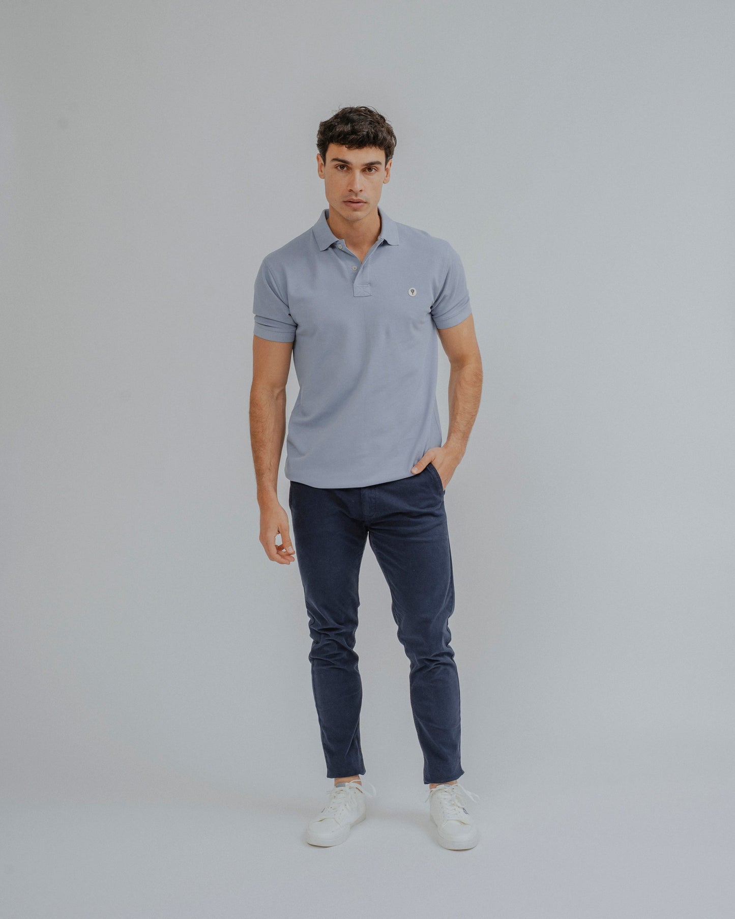 POLO BÁSICO COMFORT CELESTE