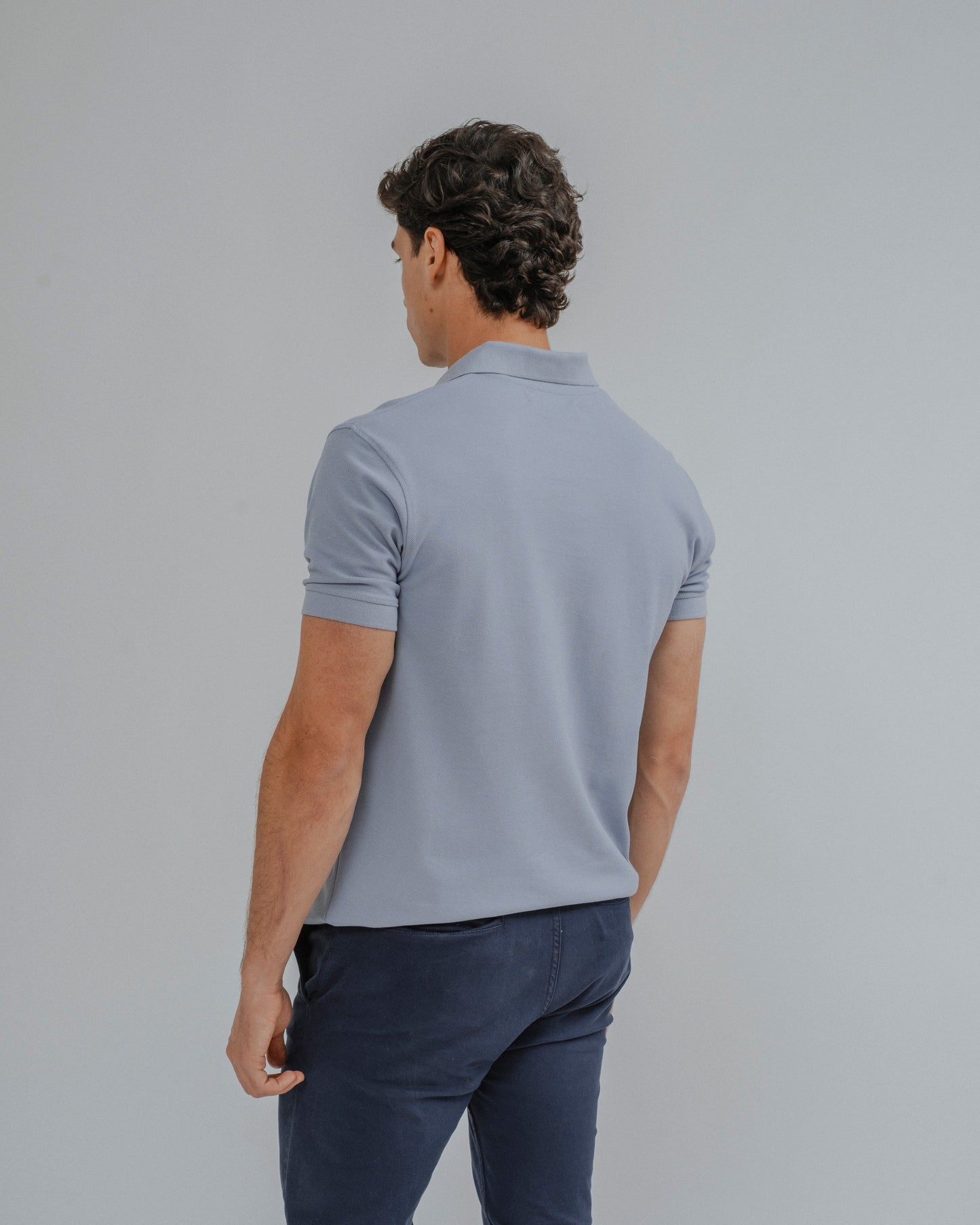POLO BÁSICO COMFORT CELESTE