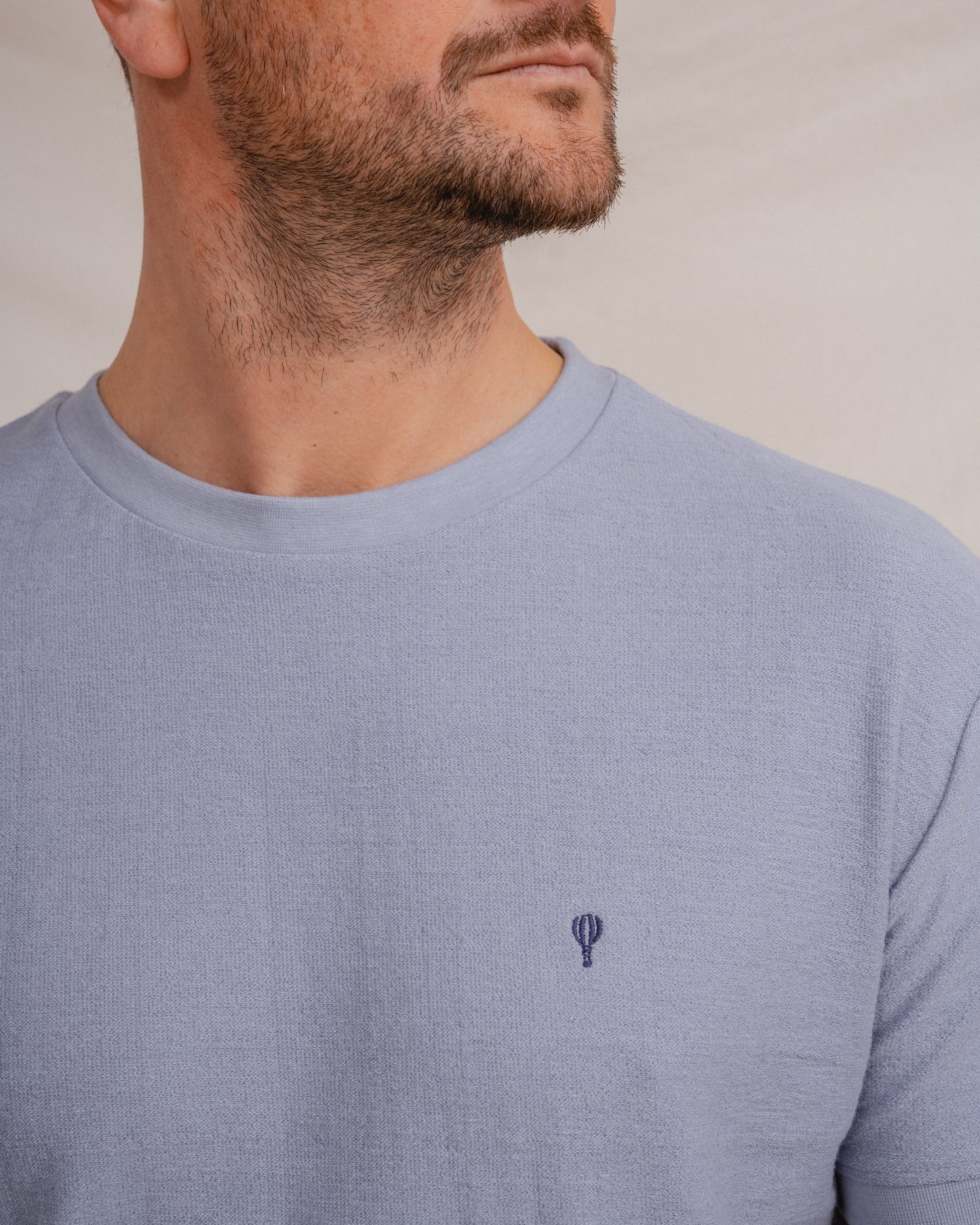 CAMISETA TEXTURA CELESTE
