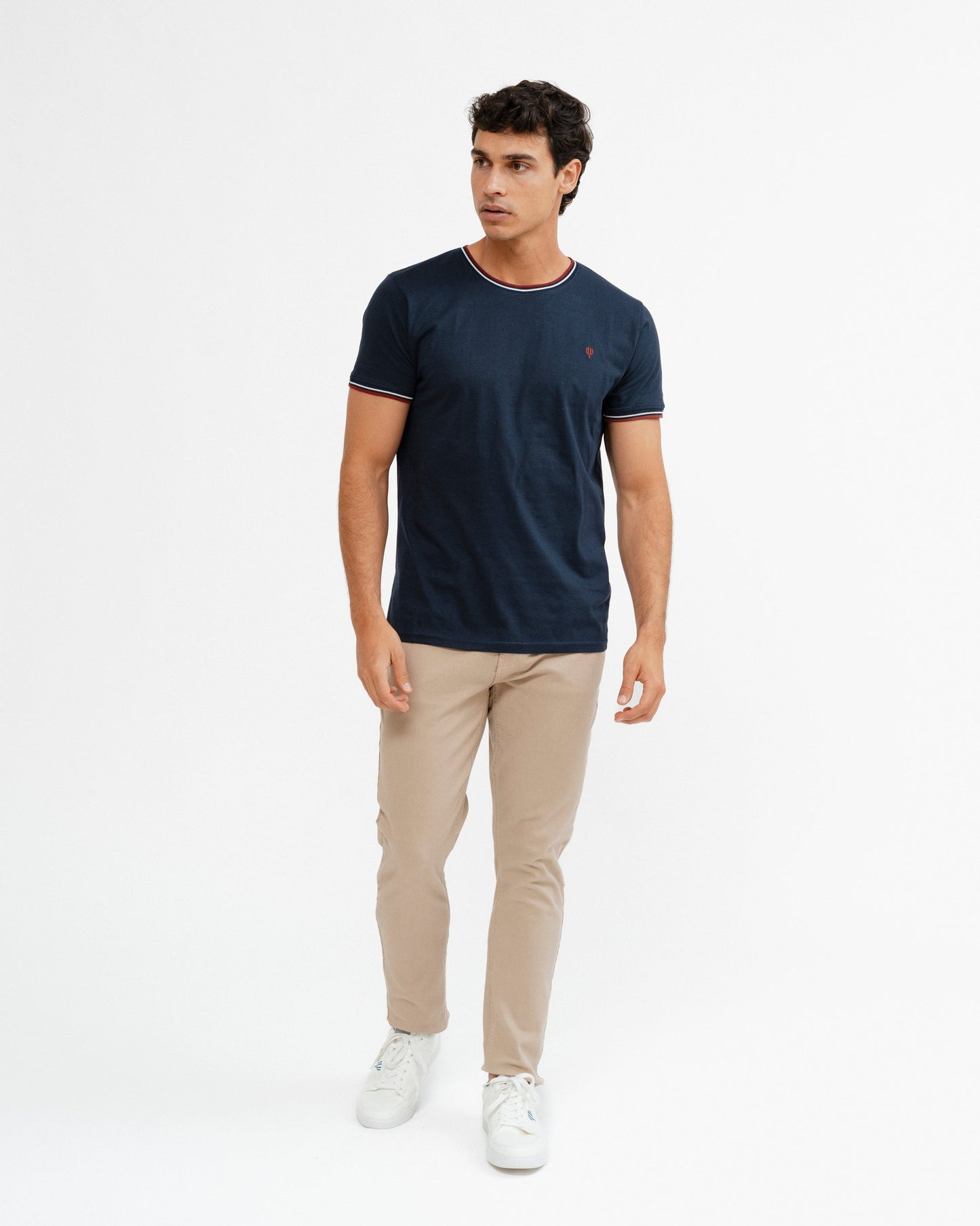 CAMISETA BÁSICA RIBETE BICOLOR
