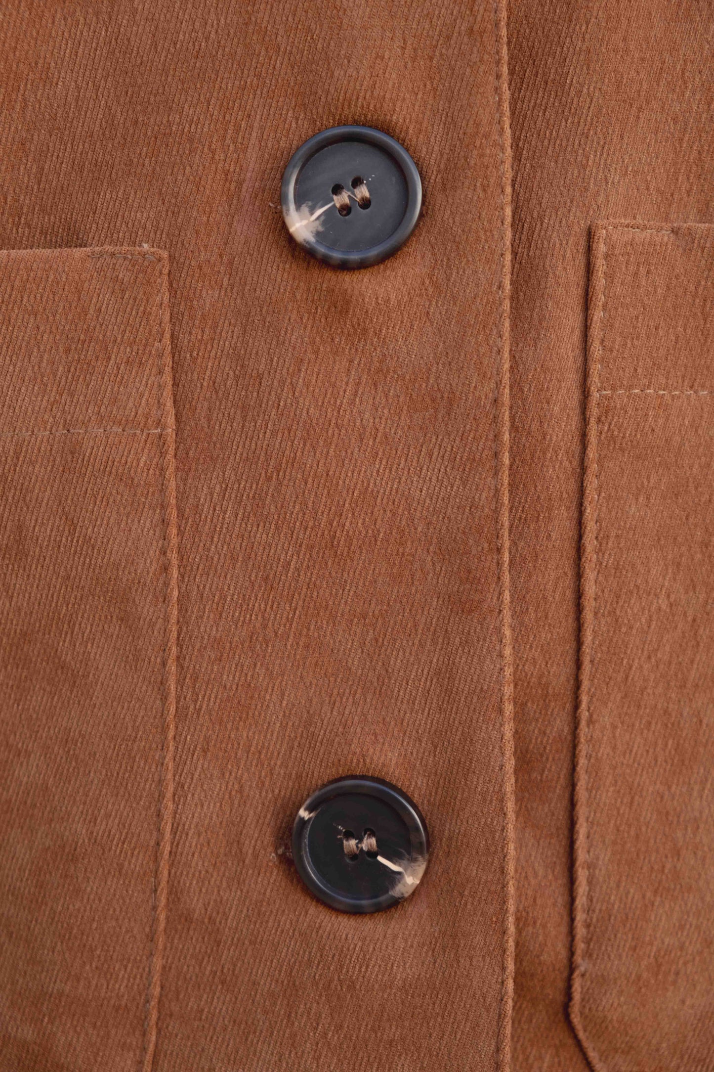 CHAQUETA CORTA EFECTO ANTE