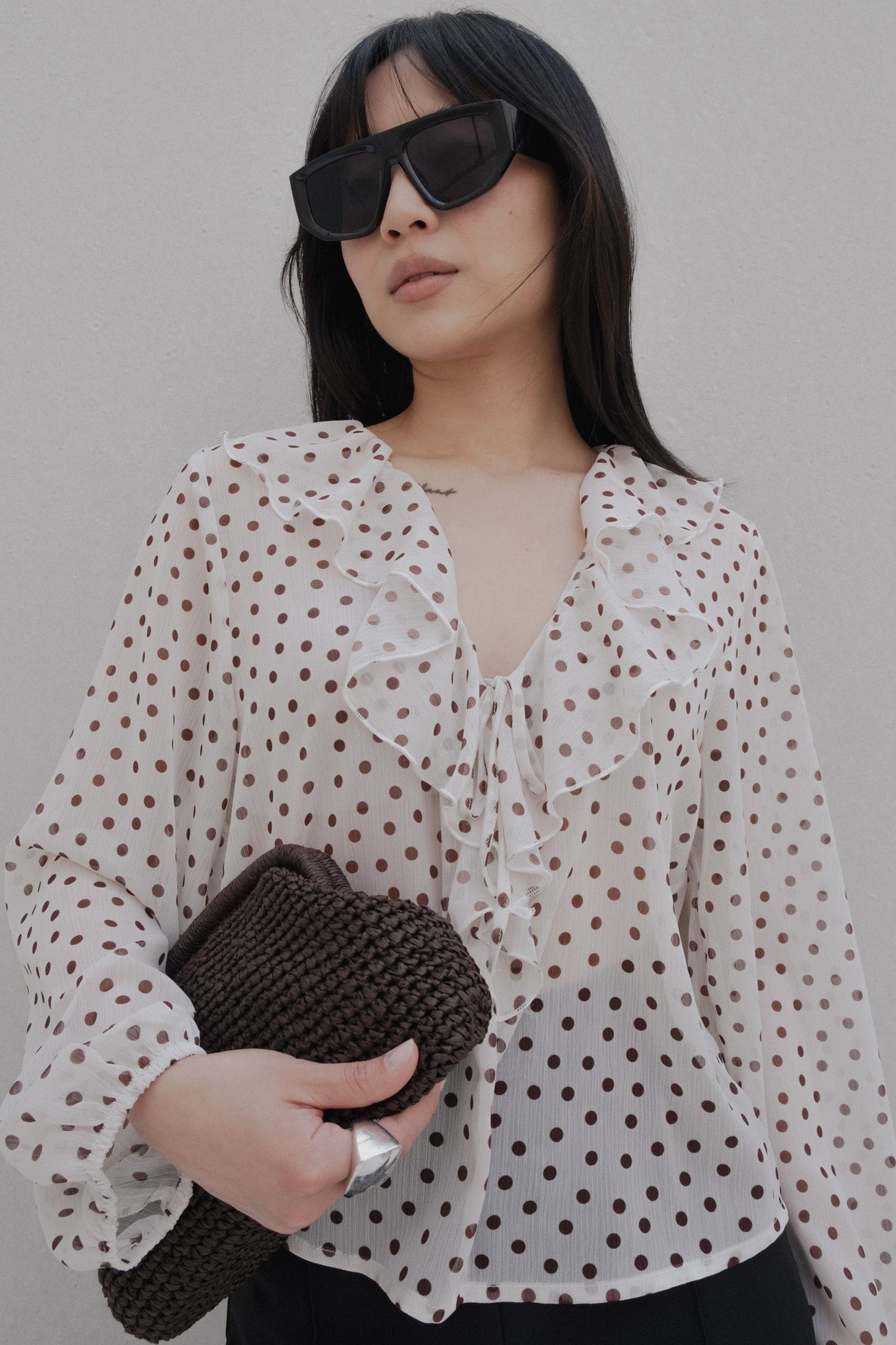 BLUSA VOLANTES LUNARES