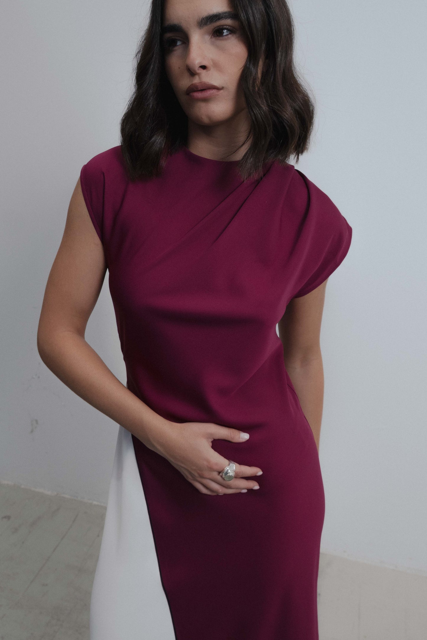 VESTIDO MIDI COMBINADO