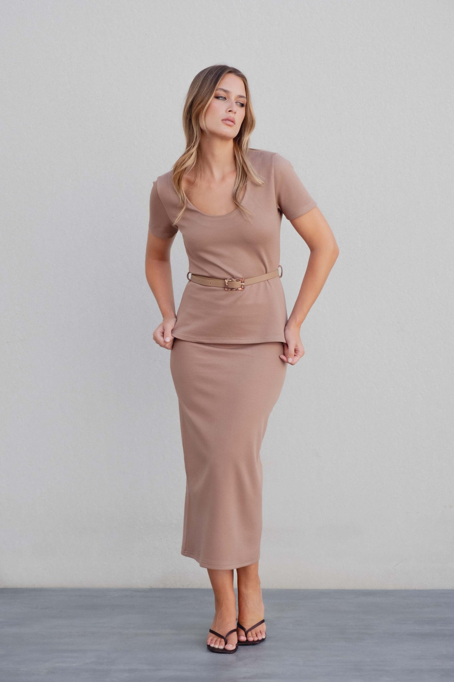 BLUSA CON CINTURÓN
