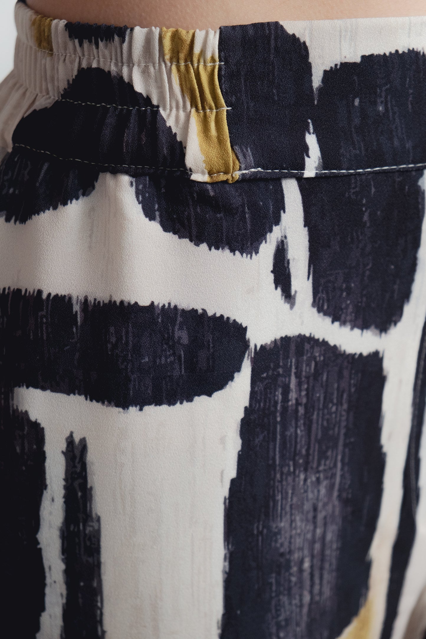PANTALÓN ESTAMPADO