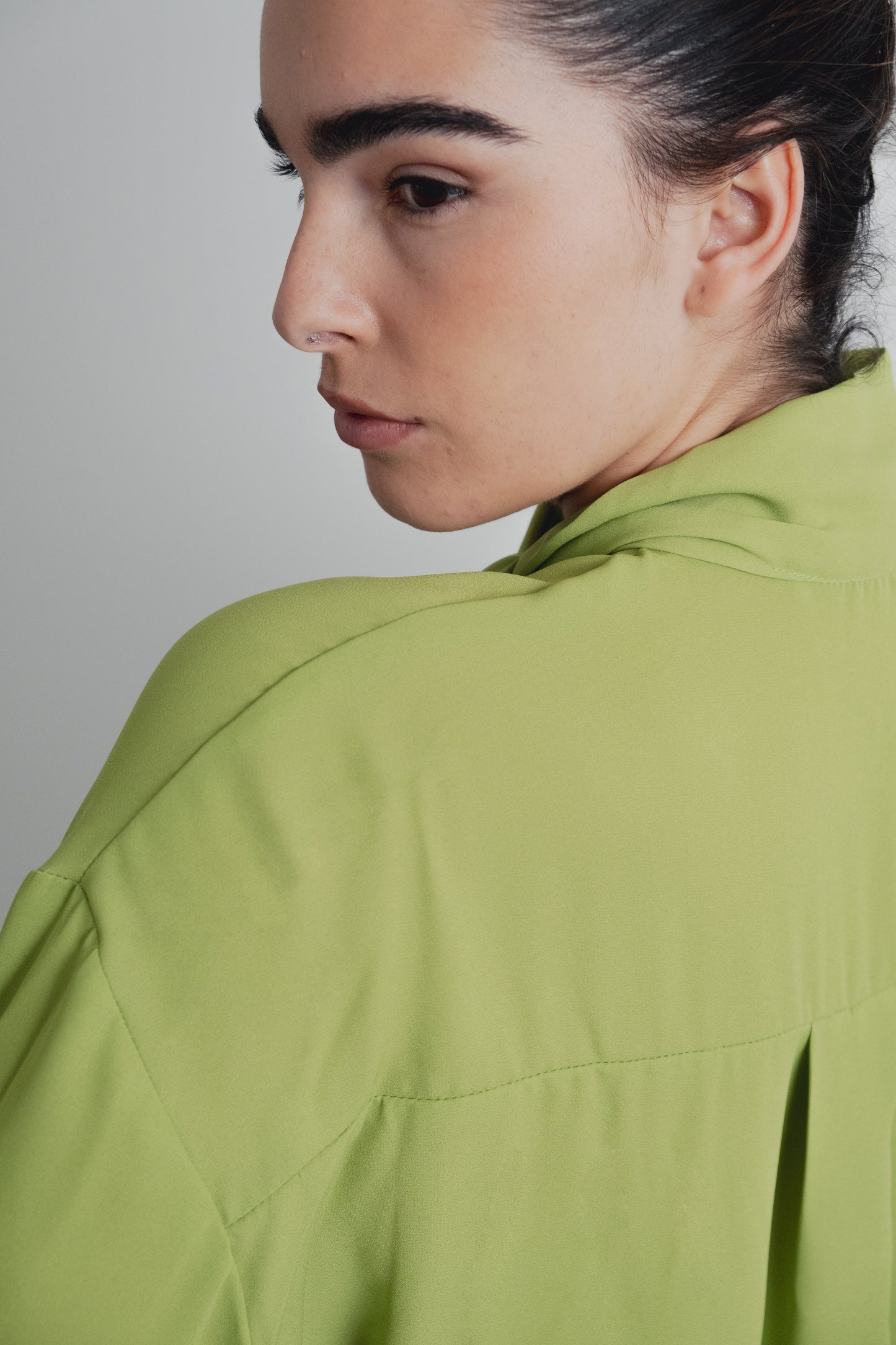 CAMISA VERDE LAZADA